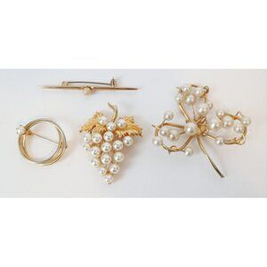 Vintage Faux Pearl Collection Brooch & Pendant